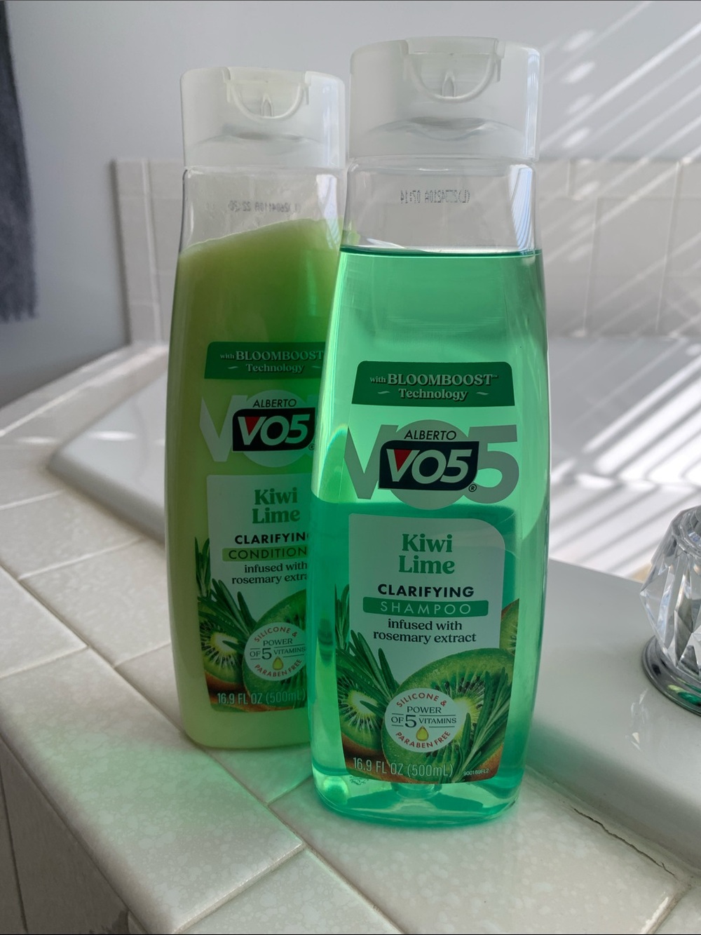 Vo5 Kiwi Lime Clarifying Shampoo & Conditioner- Full Size 16.9 oz Bottles